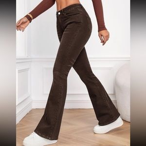 Slant Pocket Bootcut Leg Jeans in coffee brown in a M/ US 6.